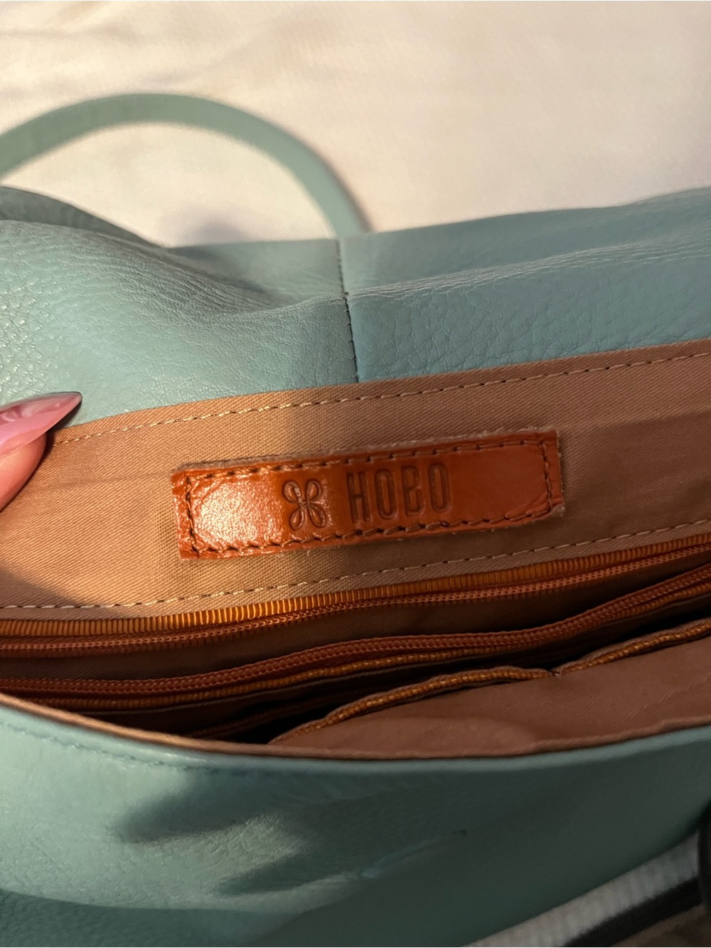 HOBO Sage Green Leather Crossbody Bag - Picture 4 of 7